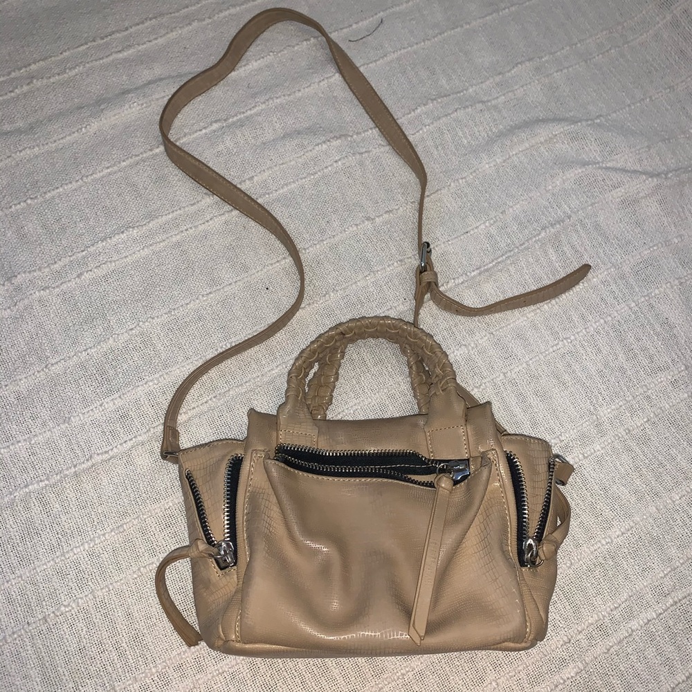 Free people tan crossbody bag 💛